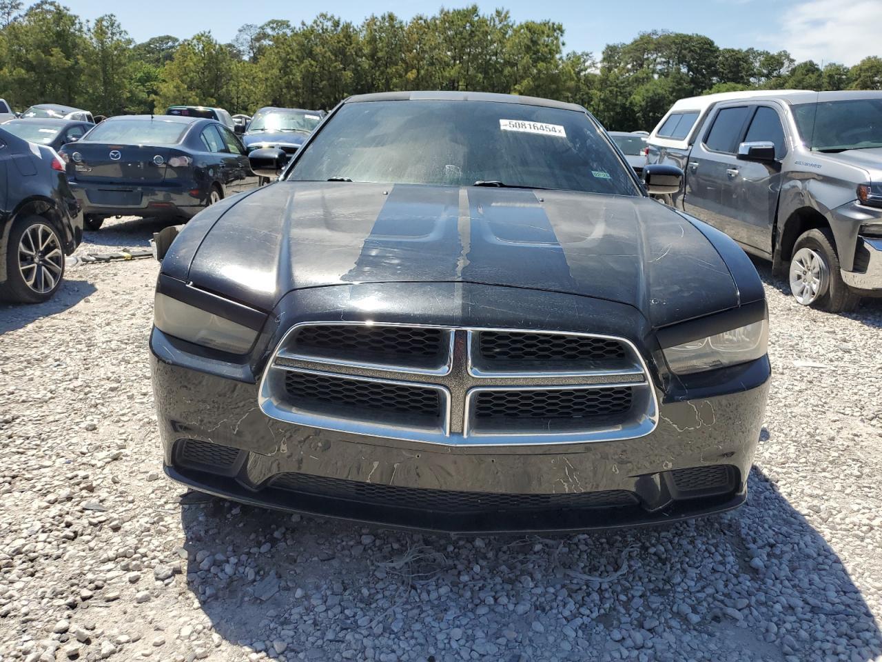2014 DODGE CHARGER SE - Image 5