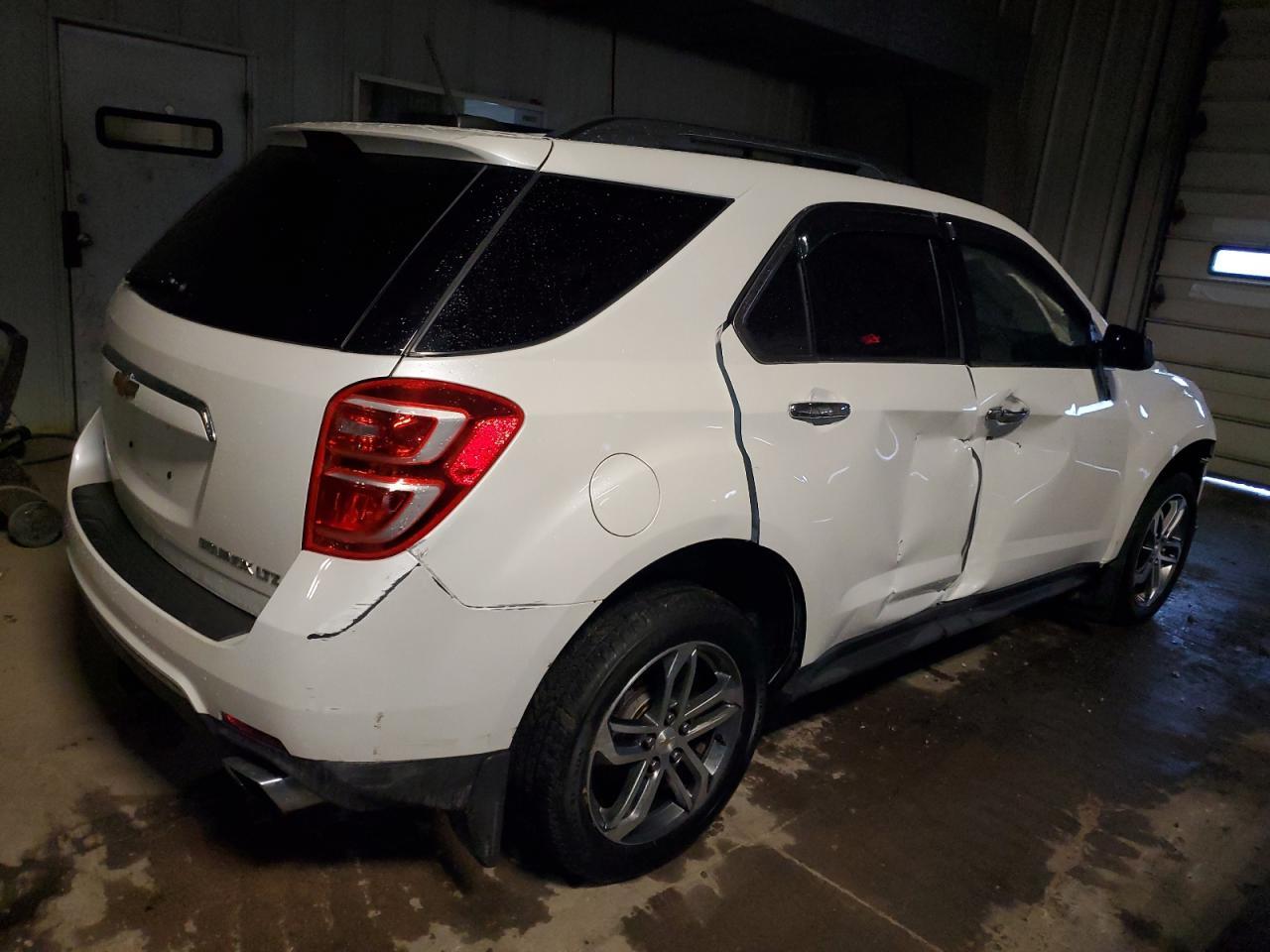 2016 CHEVROLET EQUINOX LT - Image 3