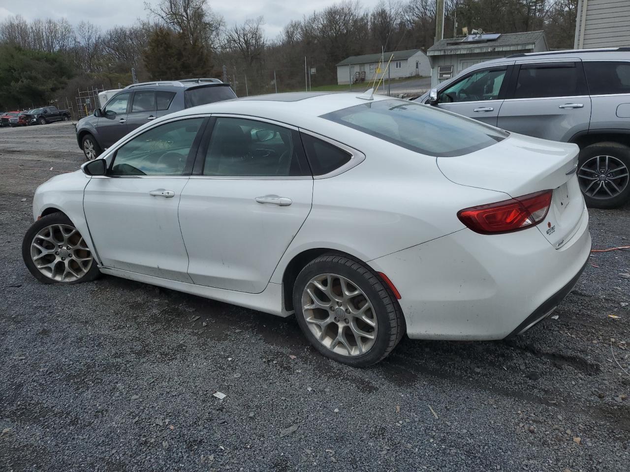 2015 CHRYSLER 200 C - Фото 2