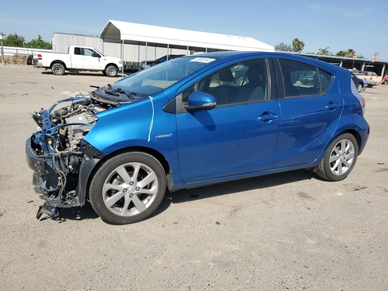 2013 TOYOTA PRIUS C car image