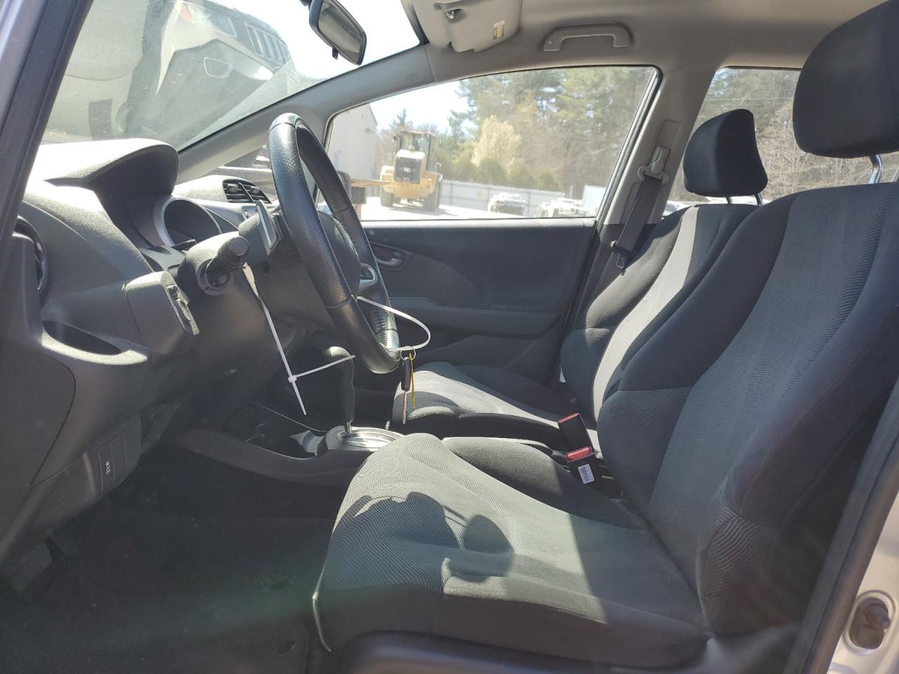 2011 HONDA FIT SPORT - Image 7