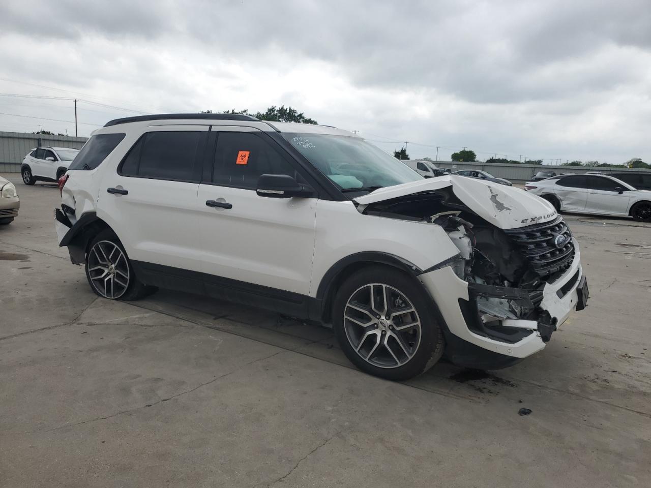 2017 FORD EXPLORER S - Image 4