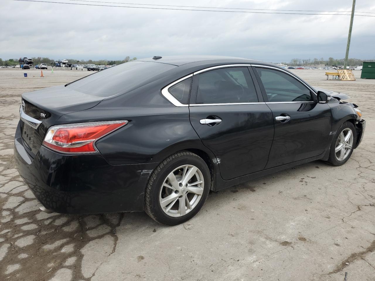 2015 NISSAN ALTIMA 2.5 - Фото 3