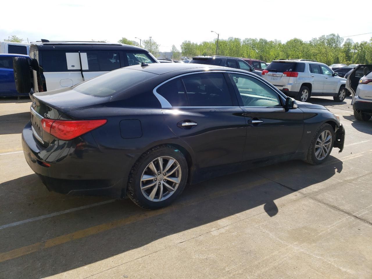2016 INFINITI Q50 PREMIU - Фото 3