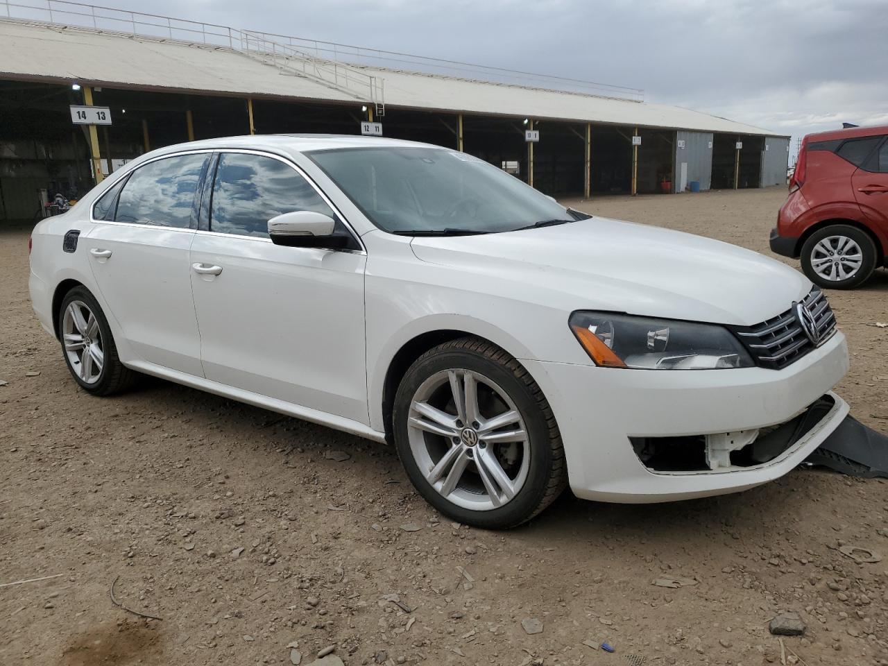 2014 VOLKSWAGEN PASSAT SE - Фото 4