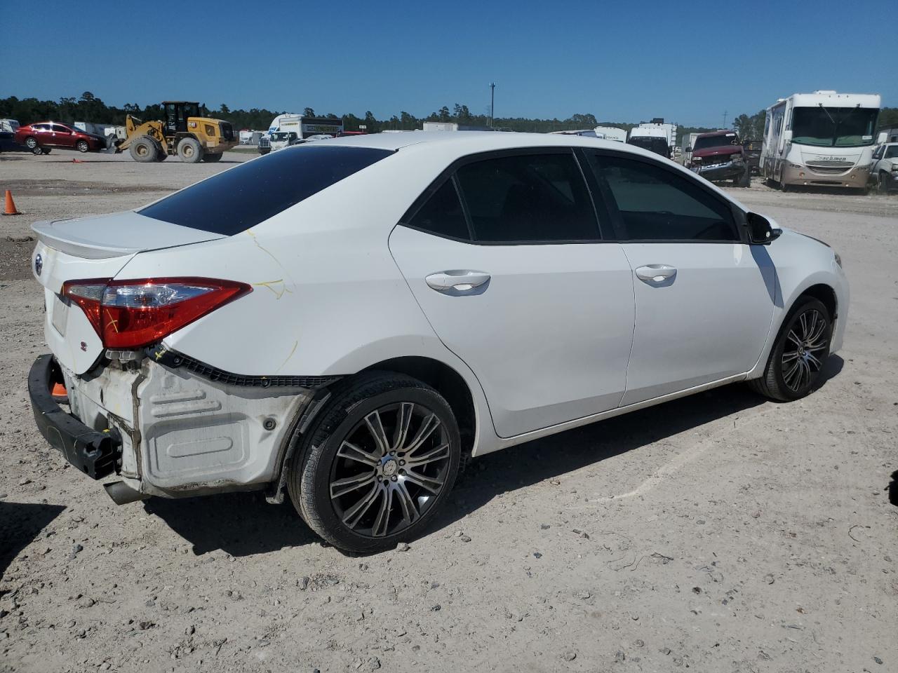 2014 TOYOTA COROLLA L - Image 3