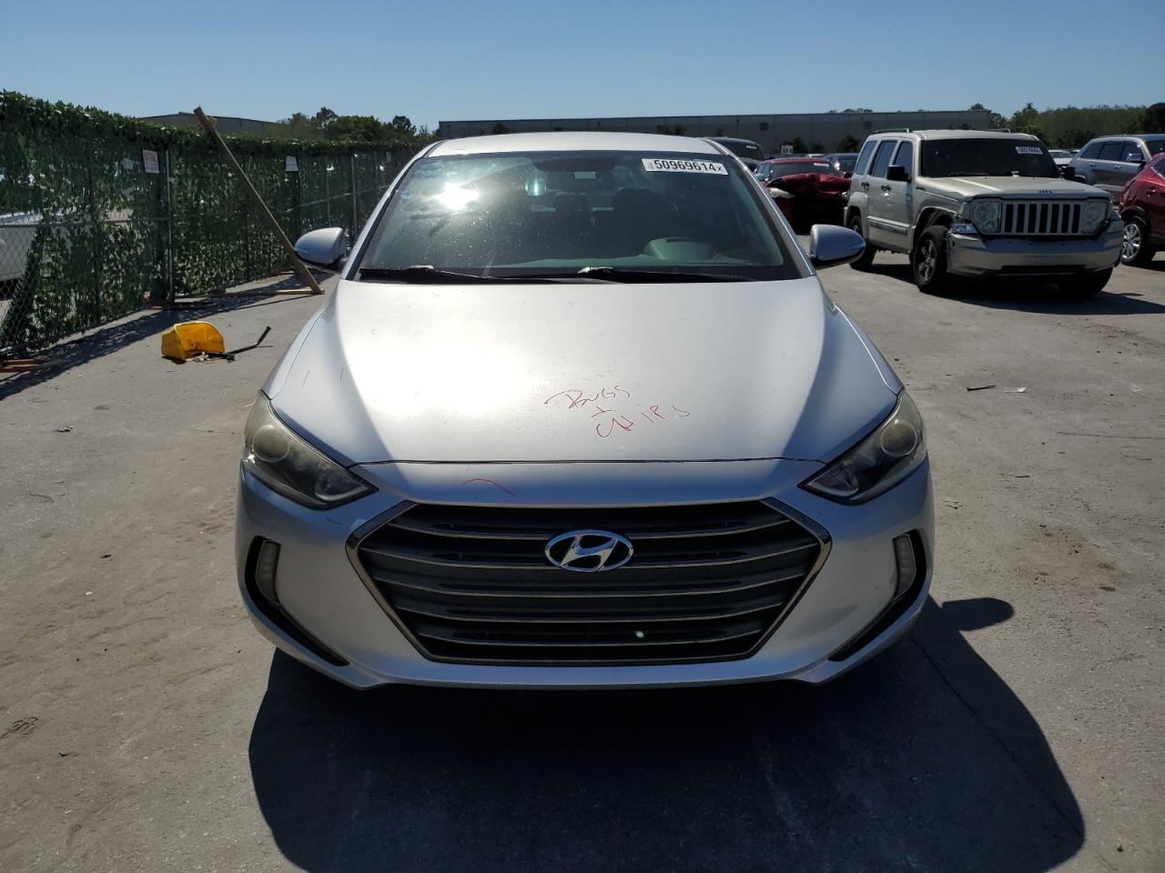 2017 HYUNDAI ELANTRA SE - Image 5