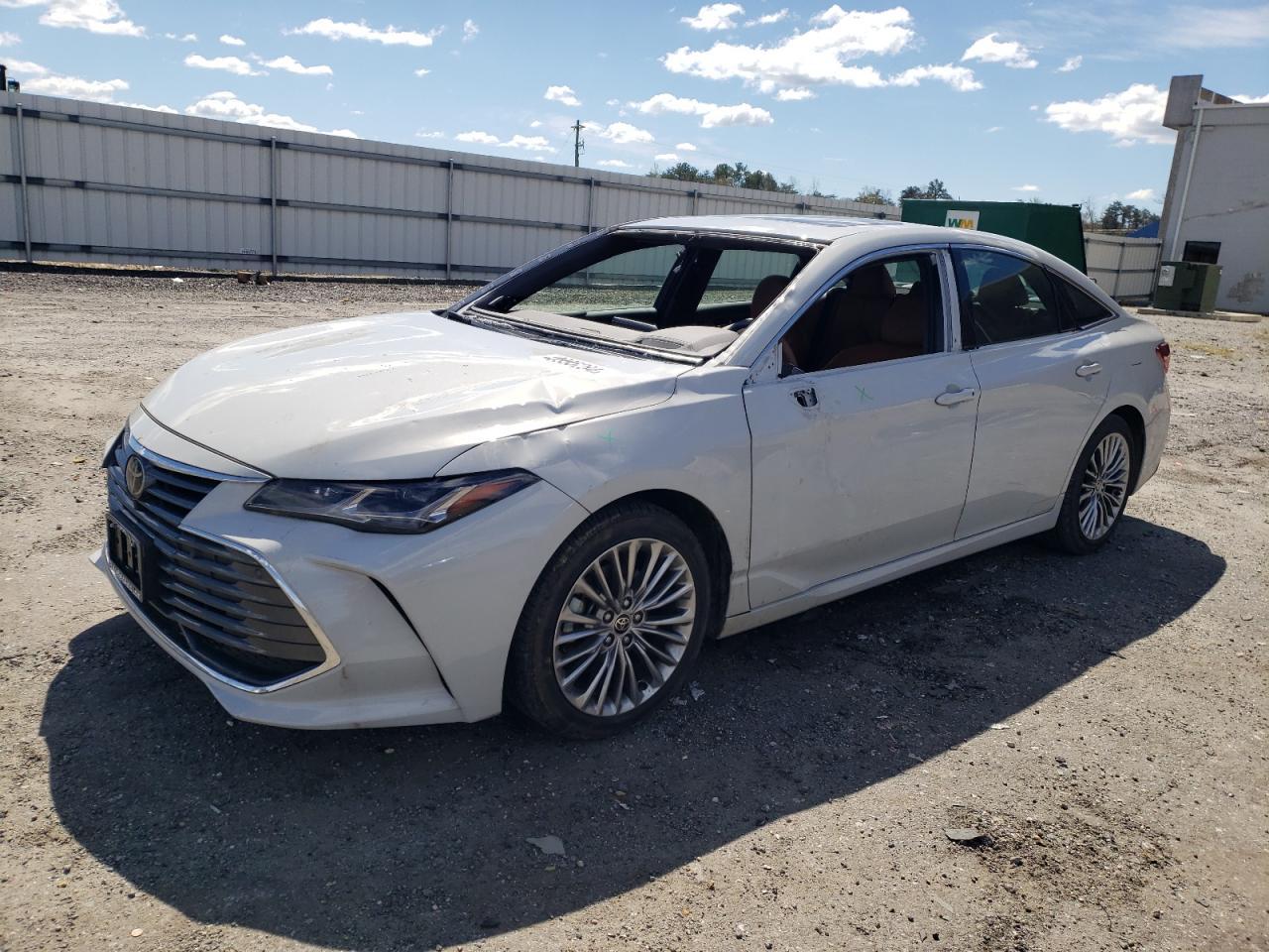 2022 TOYOTA AVALON LIM car image