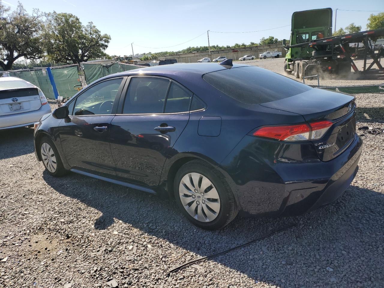 2021 TOYOTA COROLLA LE - Фото 2