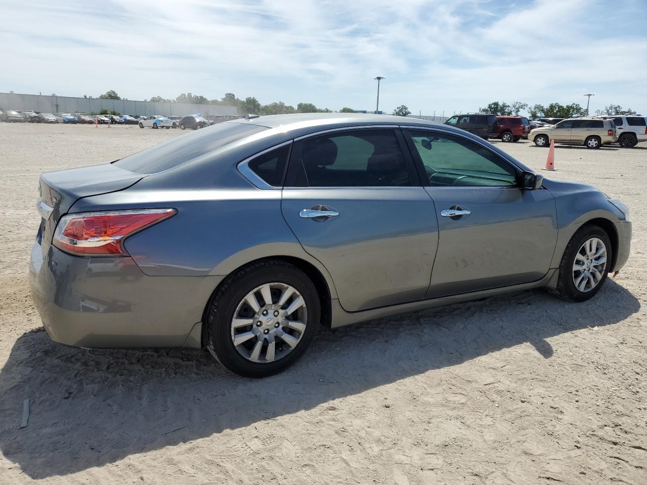 2015 NISSAN ALTIMA 2.5 - Фото 3