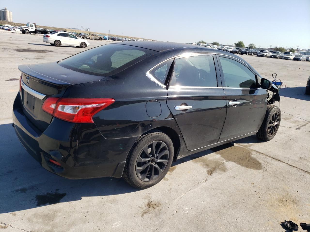2018 NISSAN SENTRA S - Фото 3