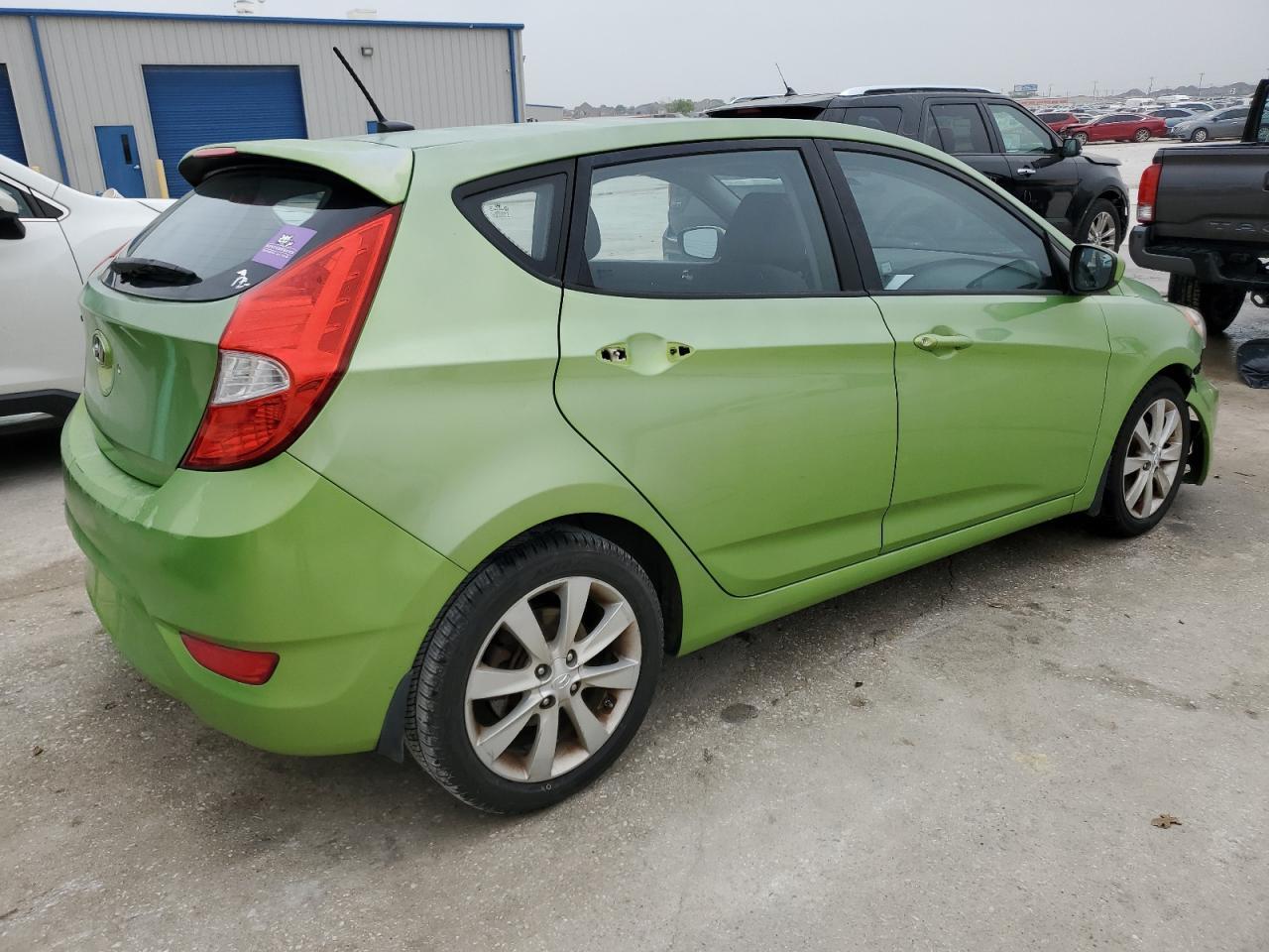 2012 HYUNDAI ACCENT GLS - Image 3