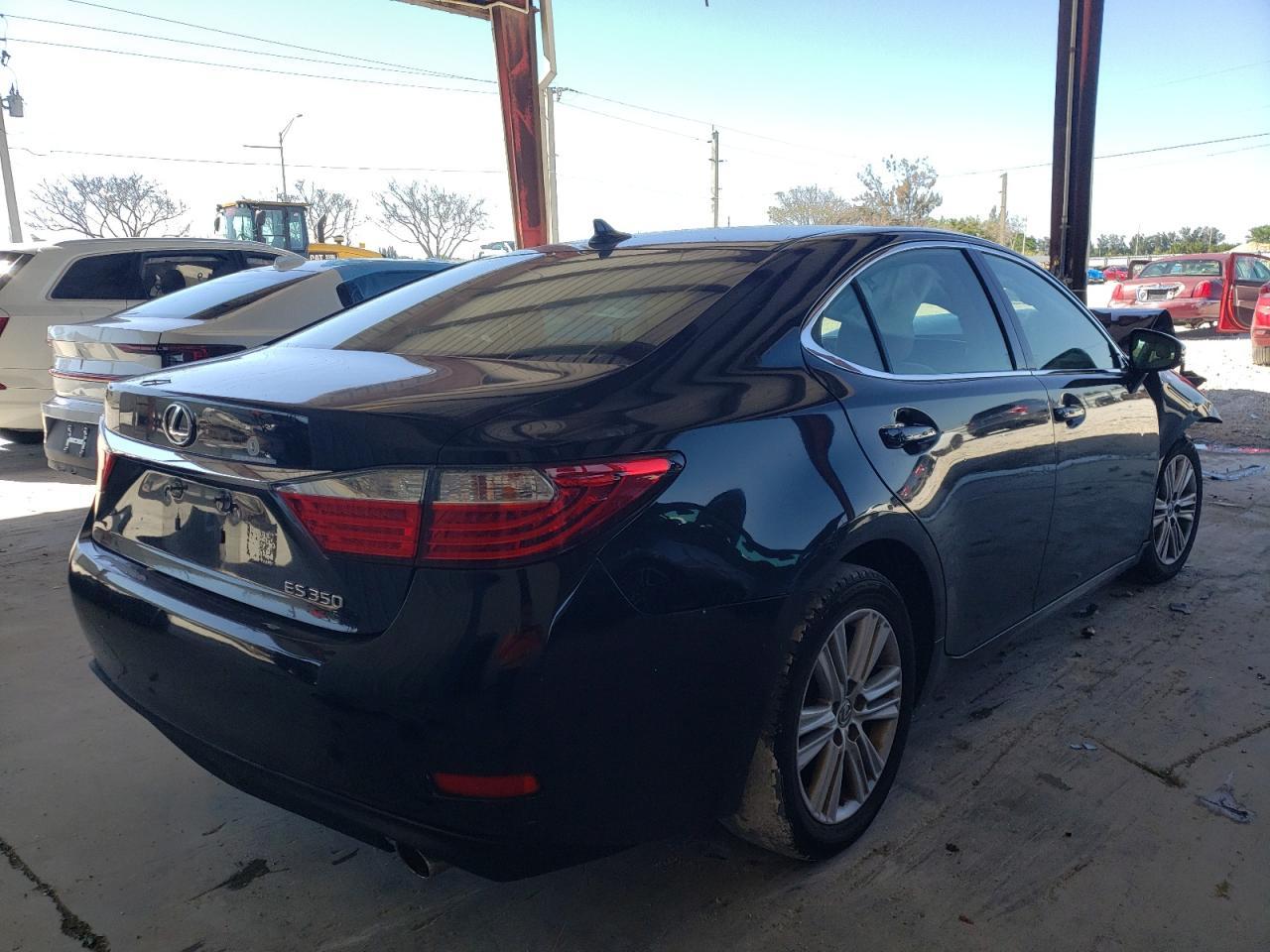 2014 LEXUS ES 350 - Image 3