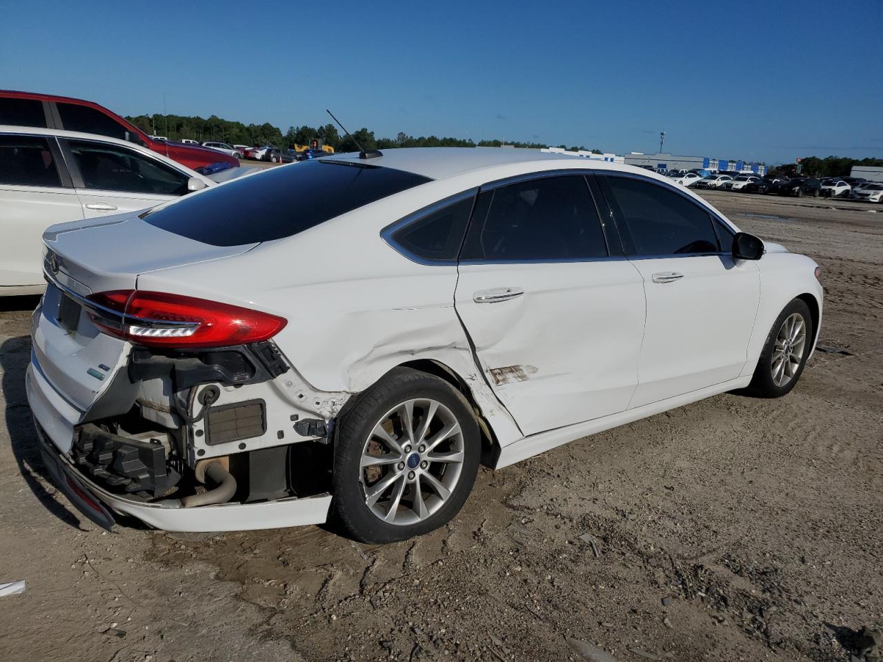 2017 FORD FUSION SE - Image 3