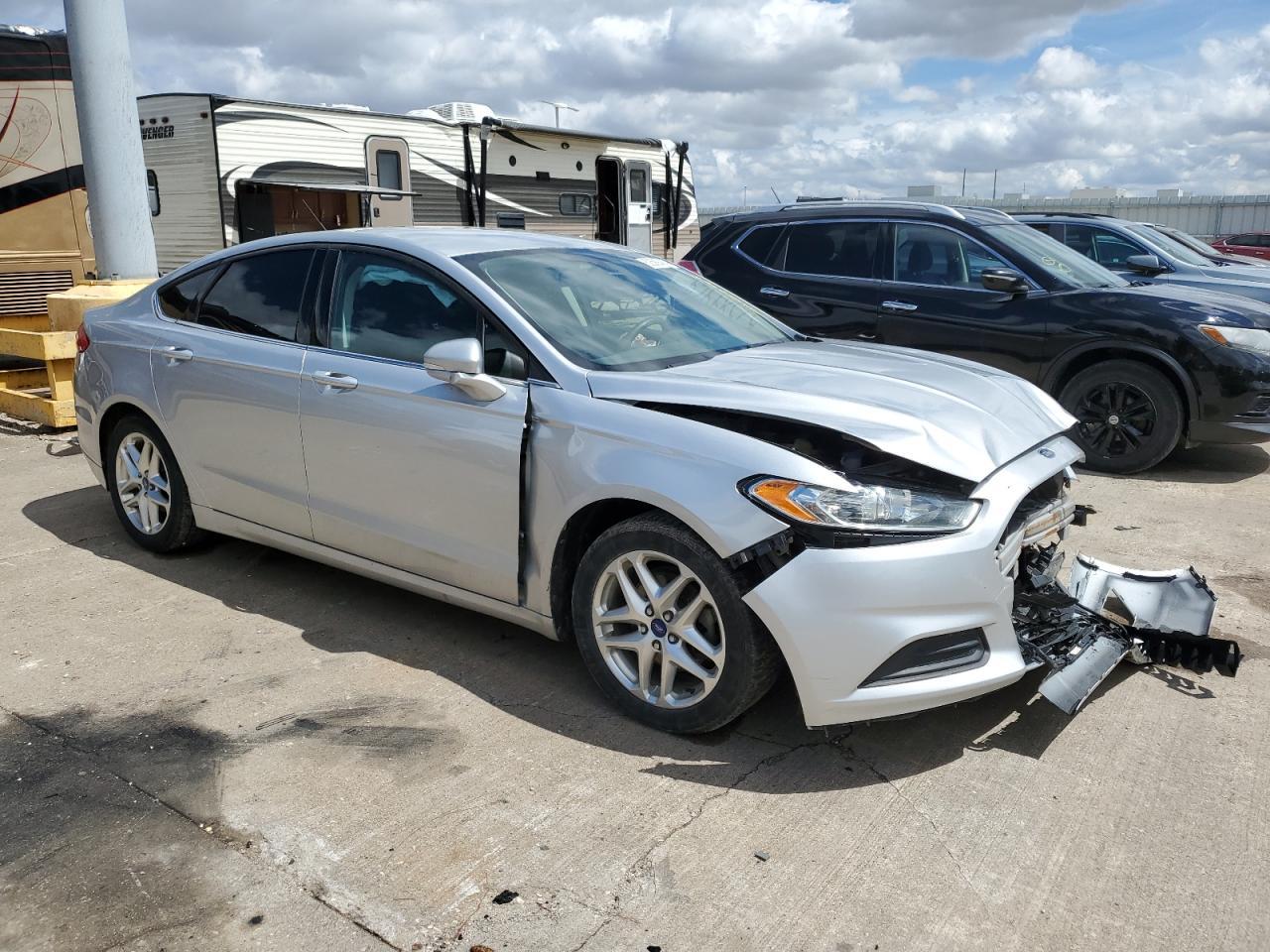 2013 FORD FUSION SE - Image 4