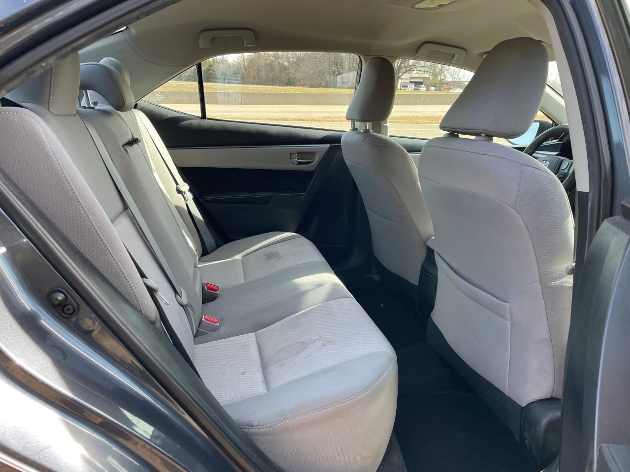 2015 TOYOTA COROLLA L - Image 6
