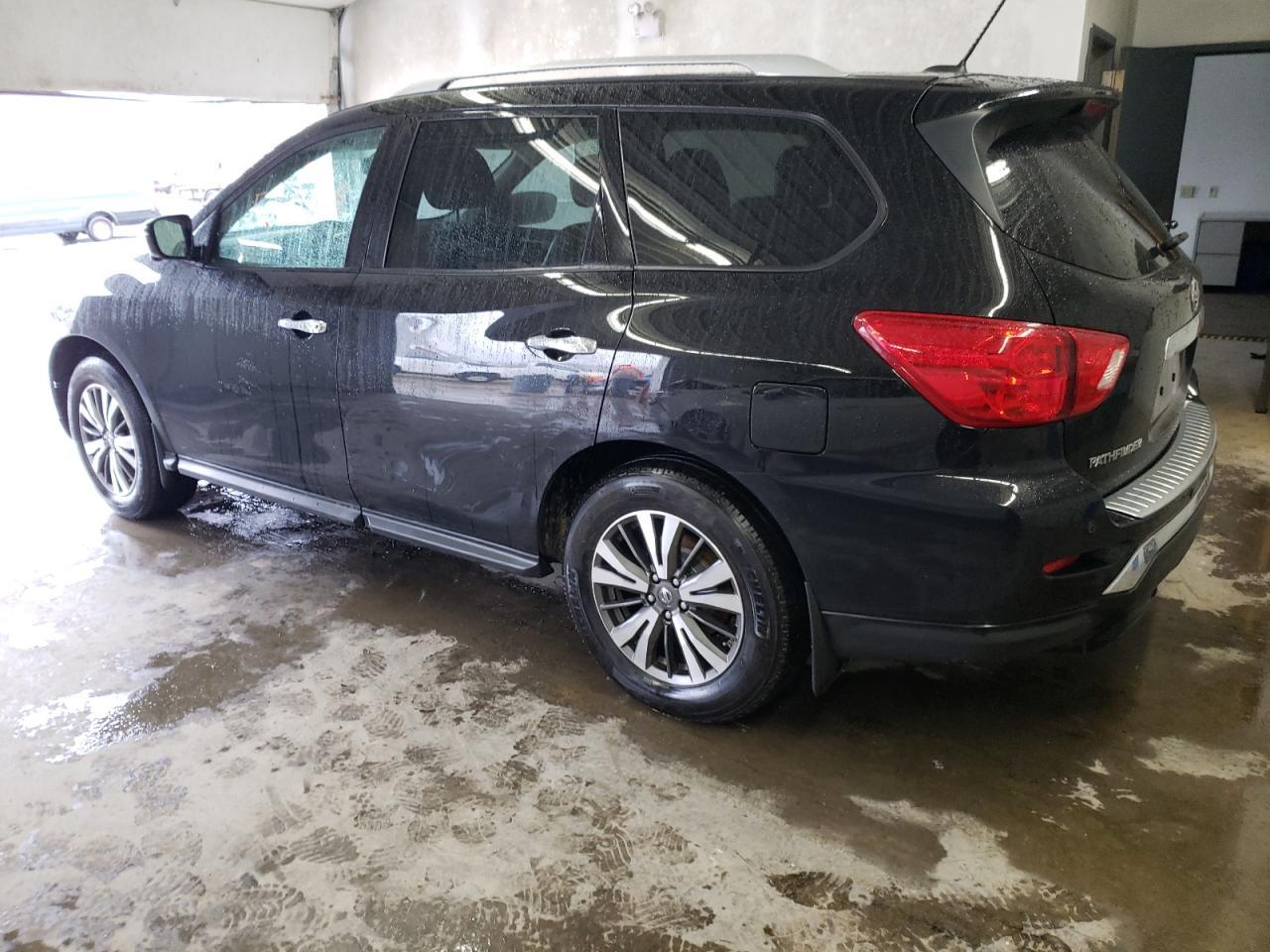2017 NISSAN PATHFINDER - Image 2