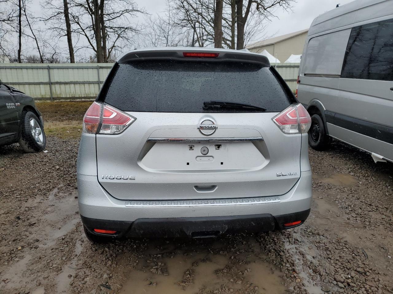 2015 NISSAN ROGUE S - Фото 6