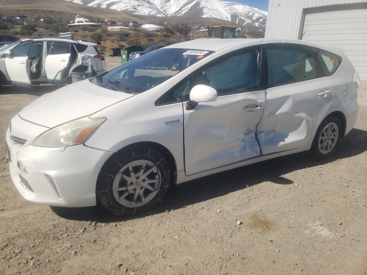 2012 TOYOTA PRIUS V car image