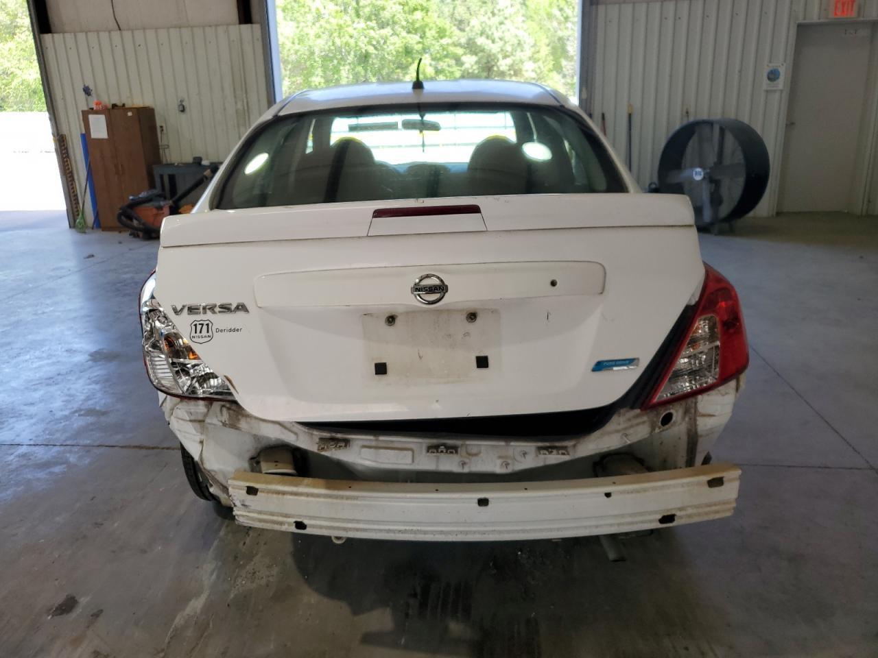 2016 NISSAN VERSA S - Image 6