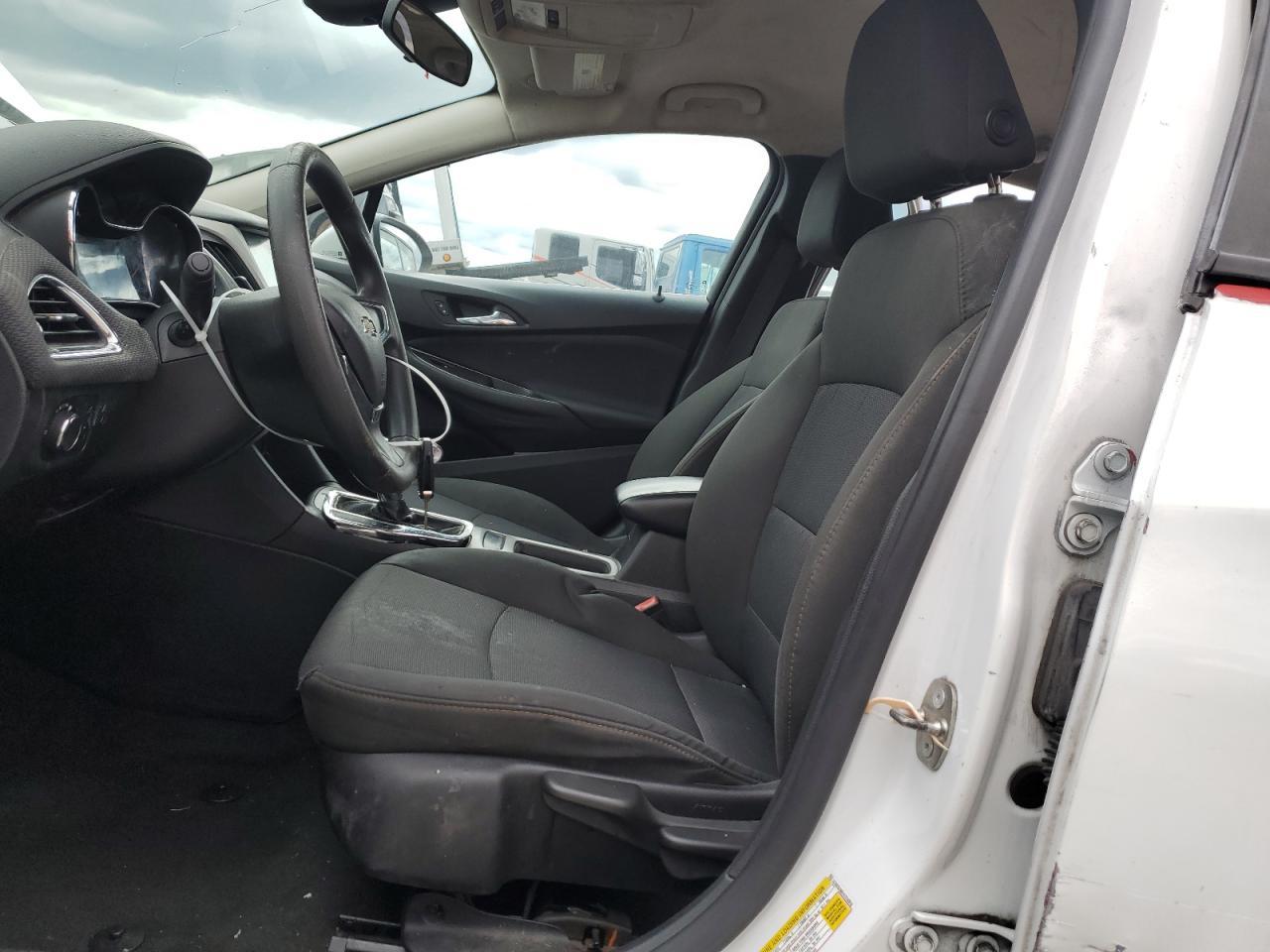 2017 CHEVROLET CRUZE LS - Image 7