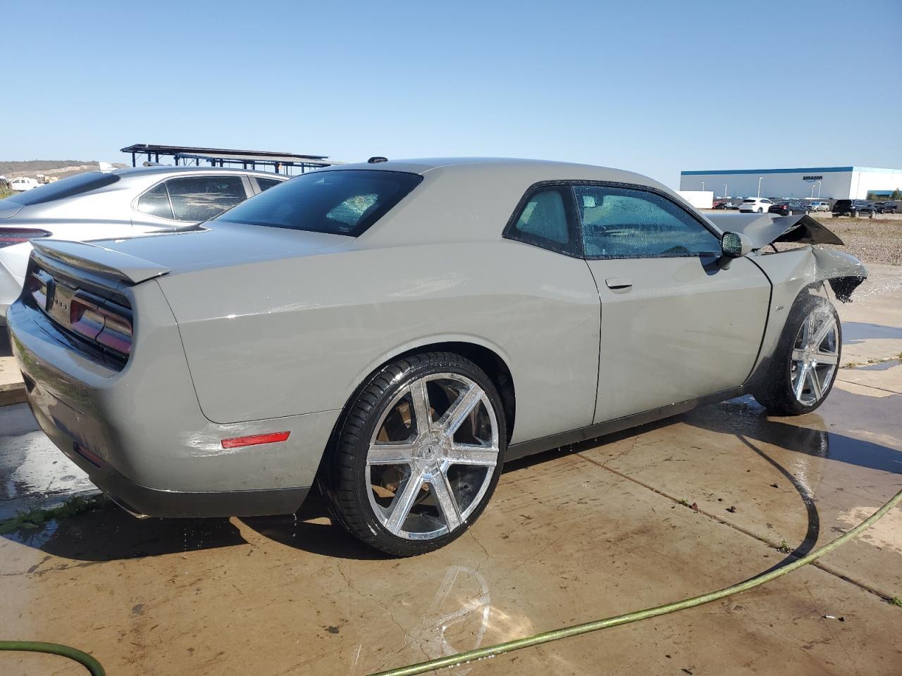 2017 DODGE CHALLENGER - Image 3