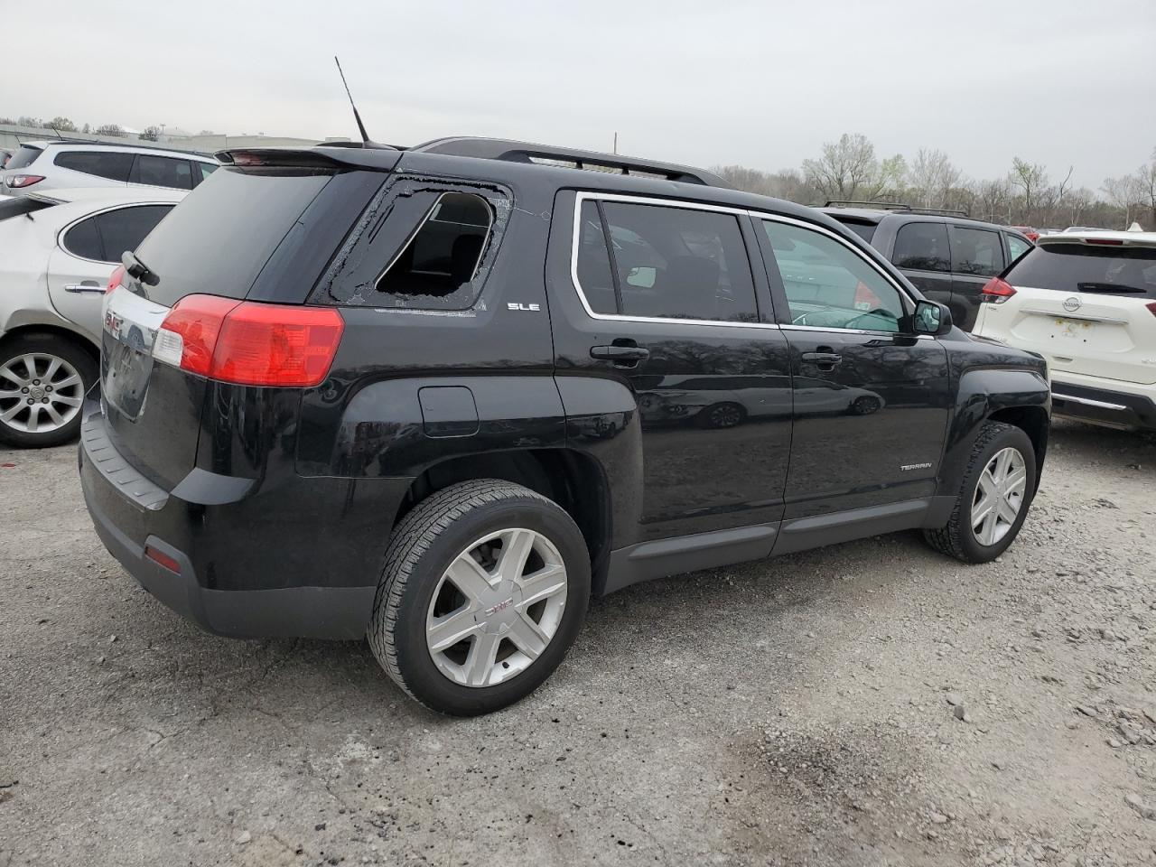 2012 GMC TERRAIN SL - Image 3