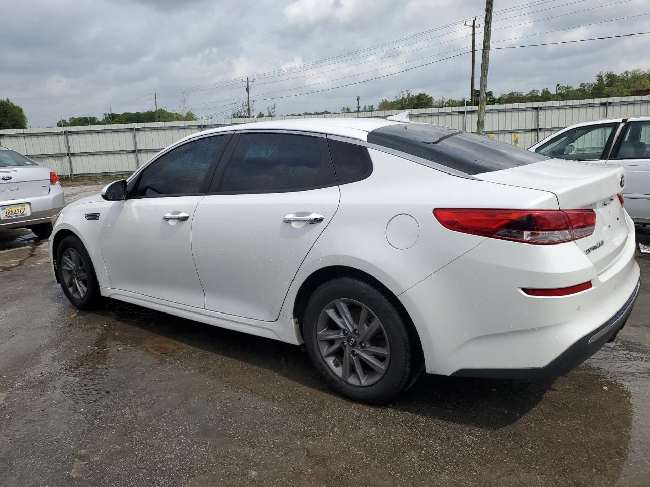2020 KIA OPTIMA LX - Фото 2