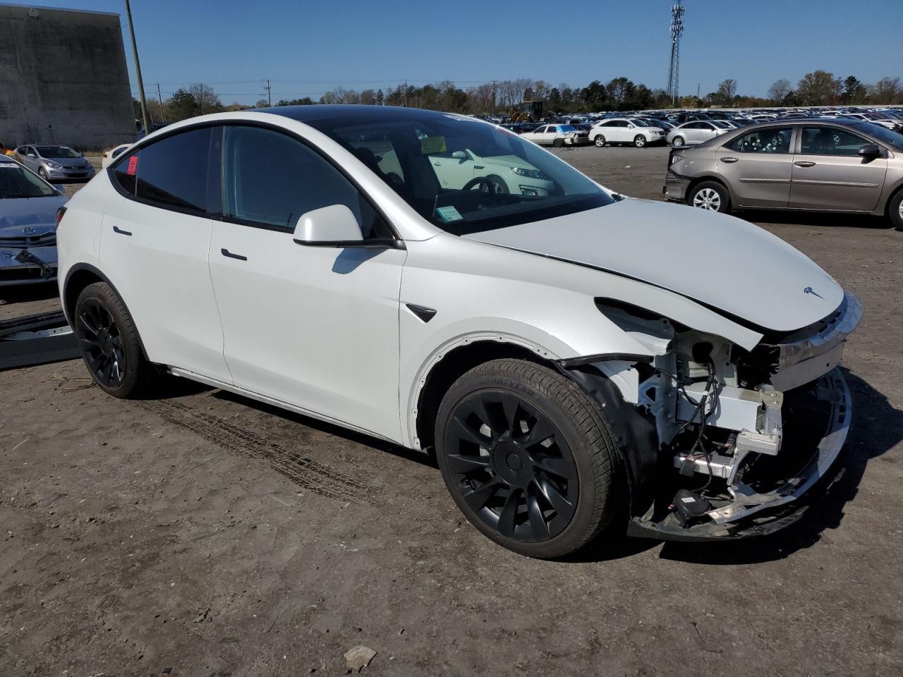 2023 TESLA MODEL Y - Image 4