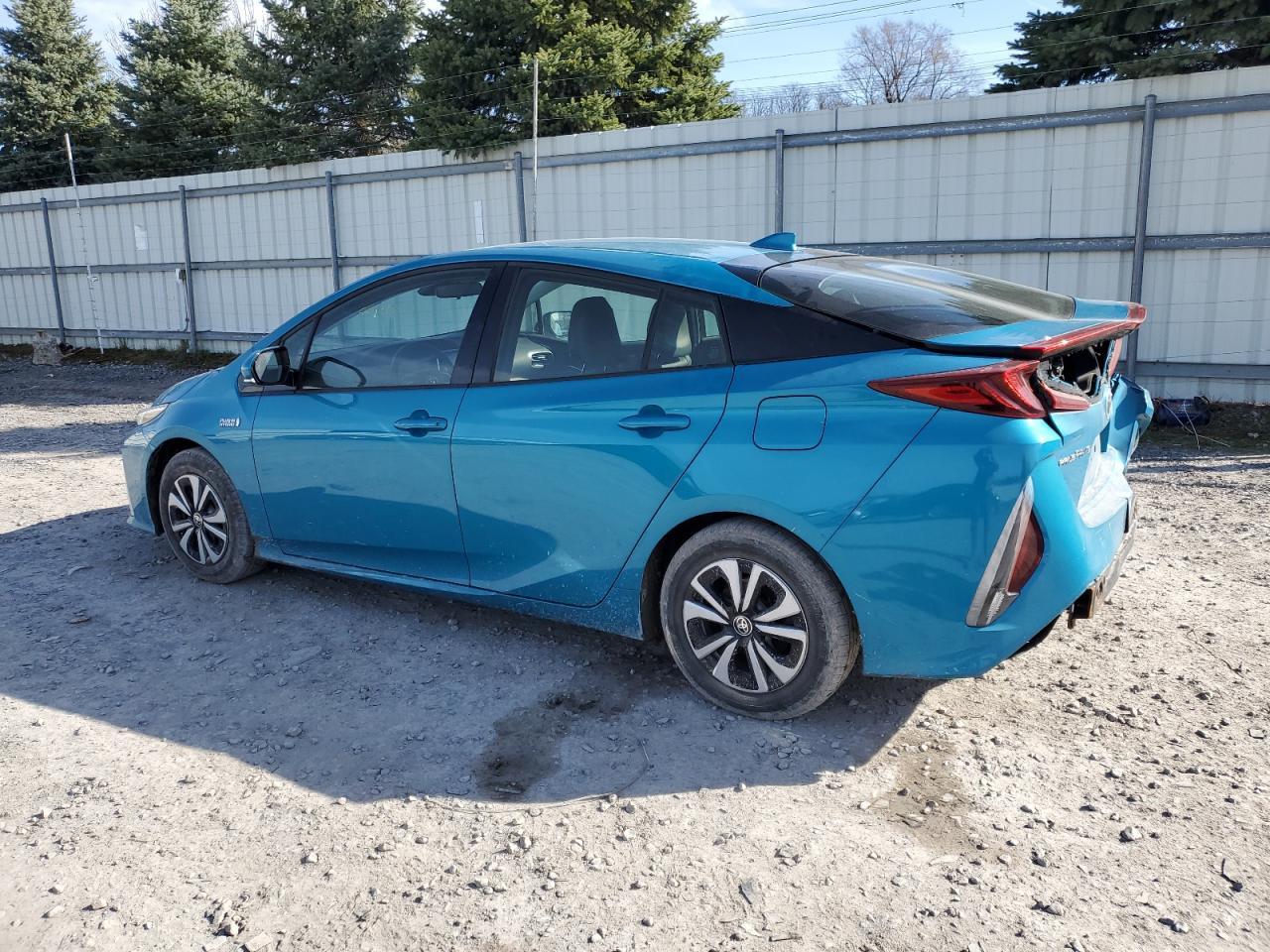 2018 TOYOTA PRIUS PRIM - Фото 2