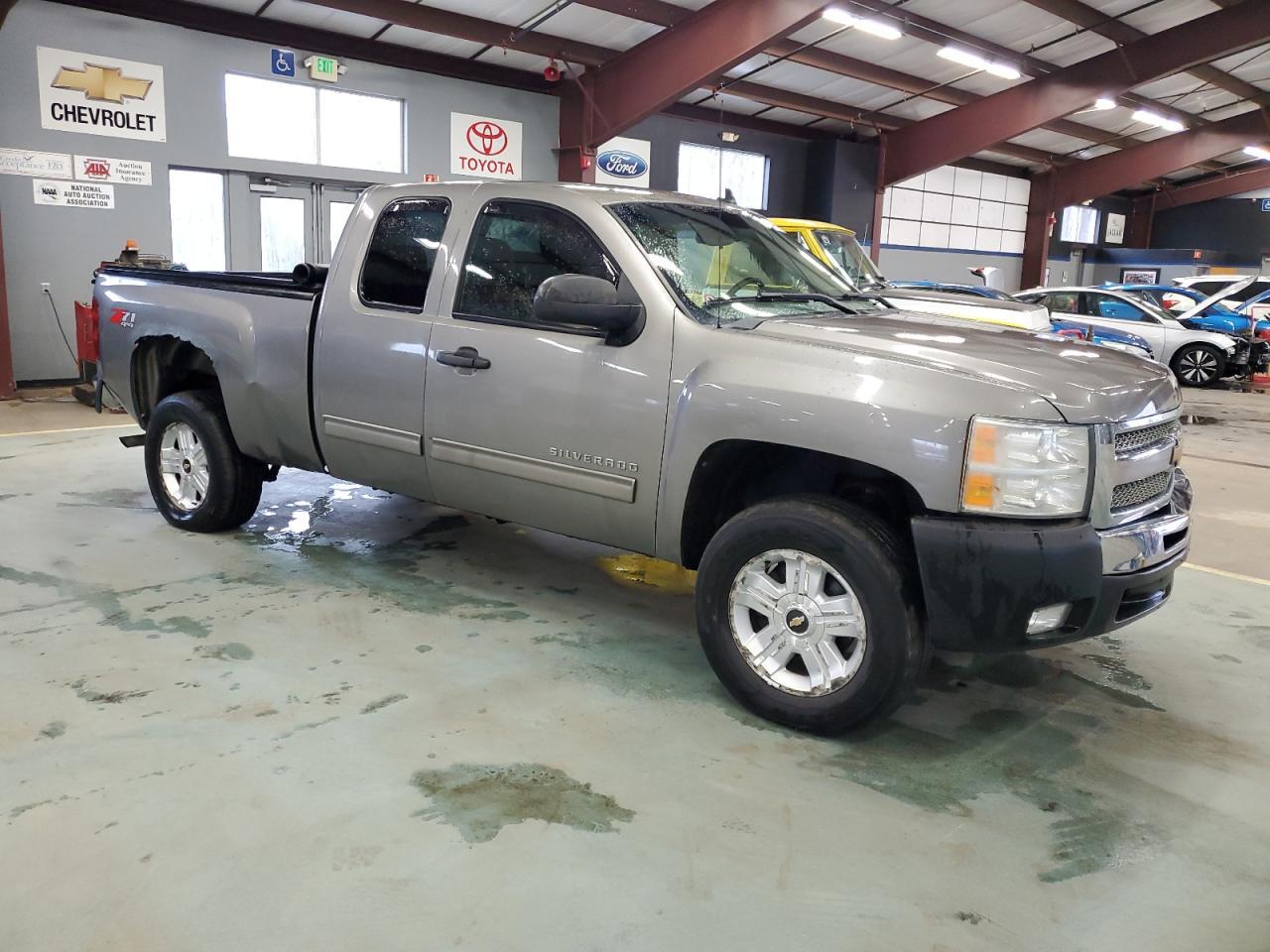 2012 CHEVROLET SILVERADO - Image 4