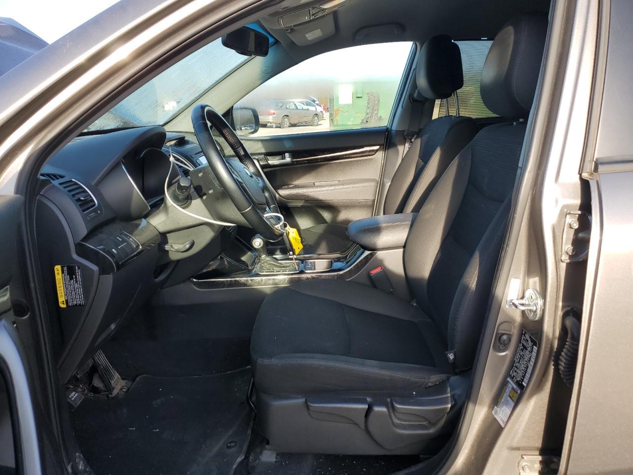 2015 KIA SORENTO LX - Image 7