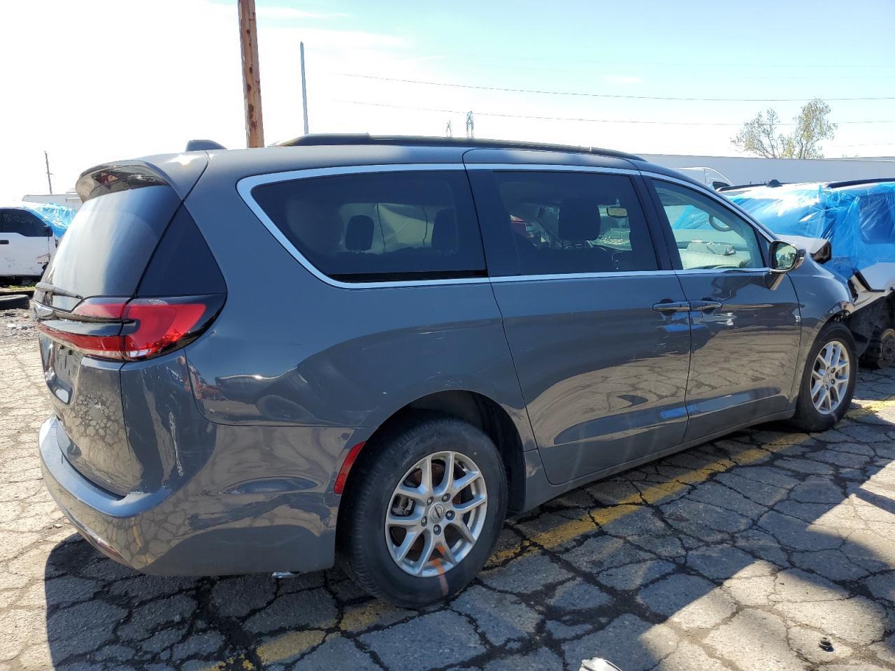 2022 CHRYSLER PACIFICA T - Image 3