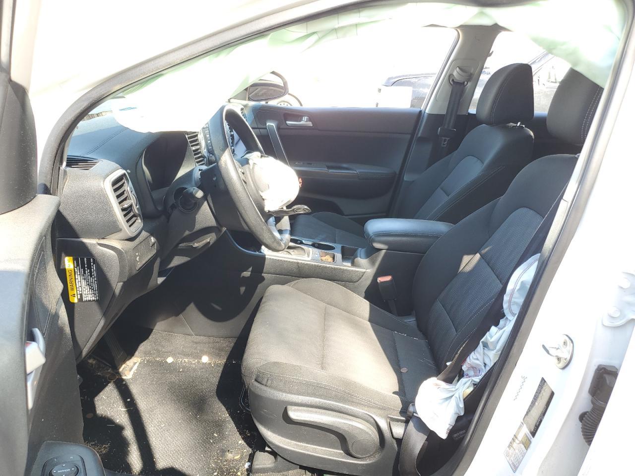 2017 KIA SPORTAGE L - Image 7