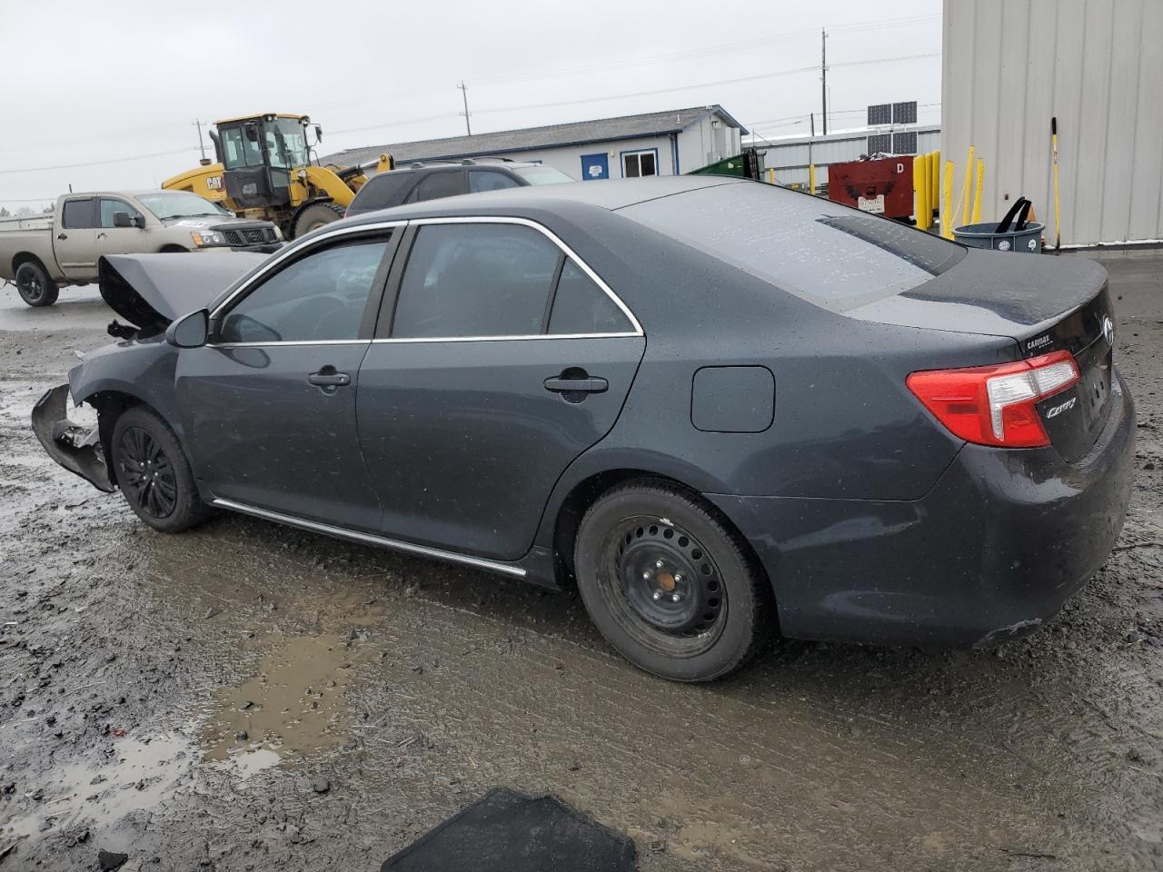 2012 TOYOTA CAMRY BASE - Фото 2