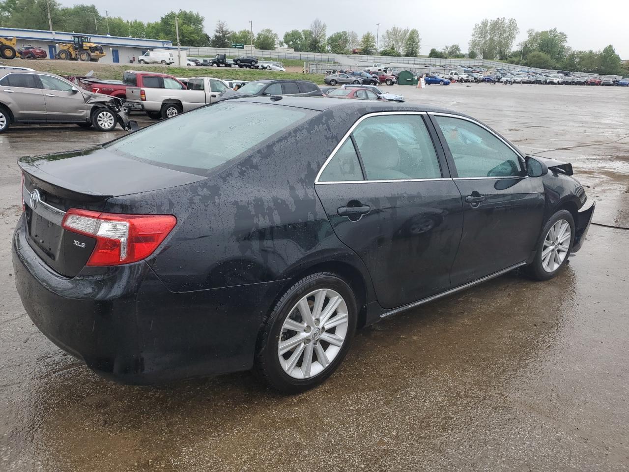 2013 TOYOTA CAMRY L - Image 3
