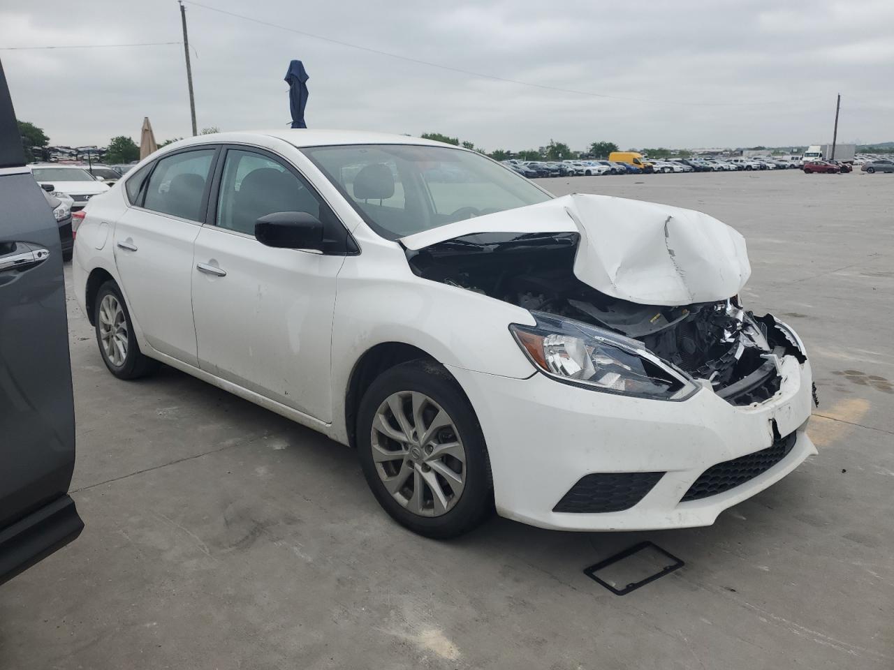 2018 NISSAN SENTRA S - Фото 4