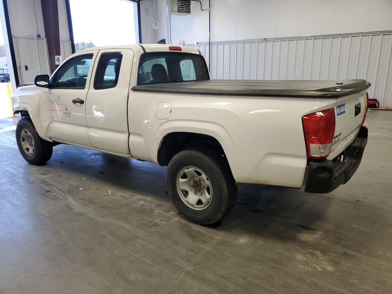 2017 TOYOTA TACOMA ACC - Фото 2