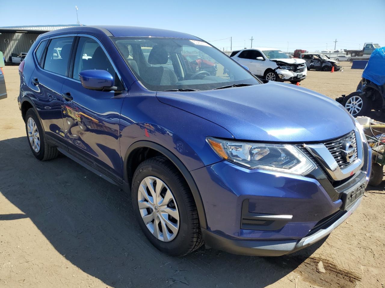 2017 NISSAN ROGUE S - Image 4