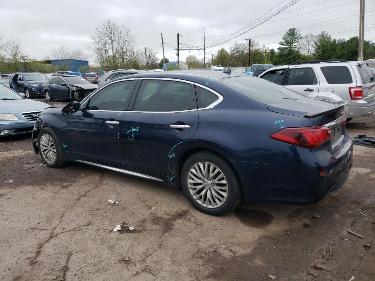 2015 INFINITI Q70L 3.7 - Image 2