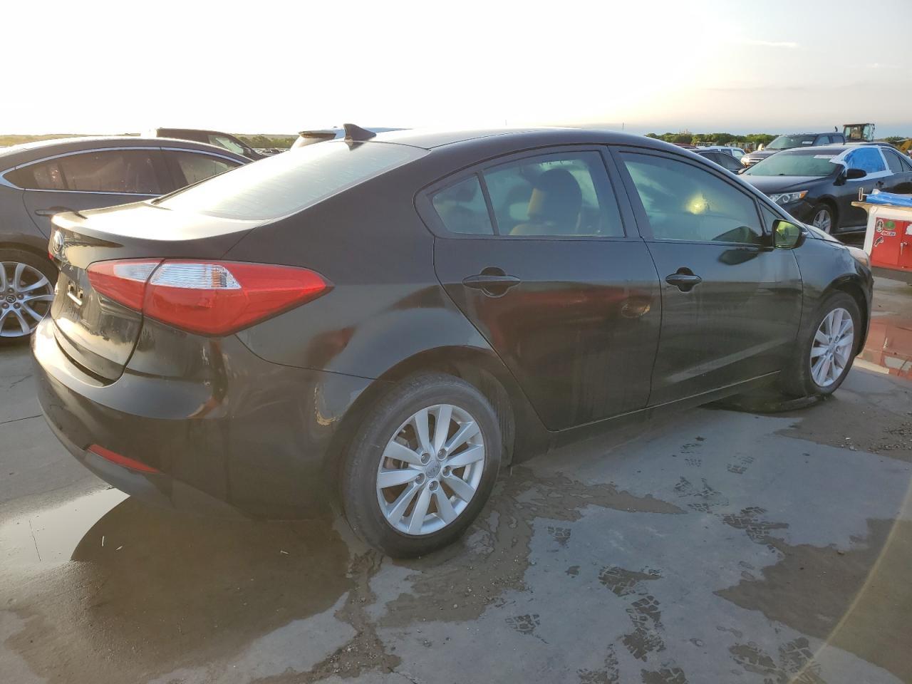 2015 KIA FORTE LX - Фото 3