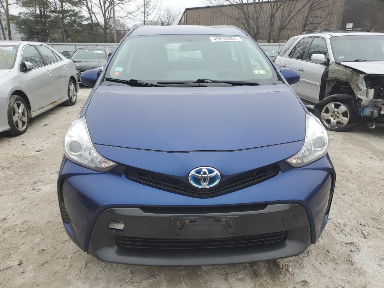 2016 TOYOTA PRIUS V - Фото 5
