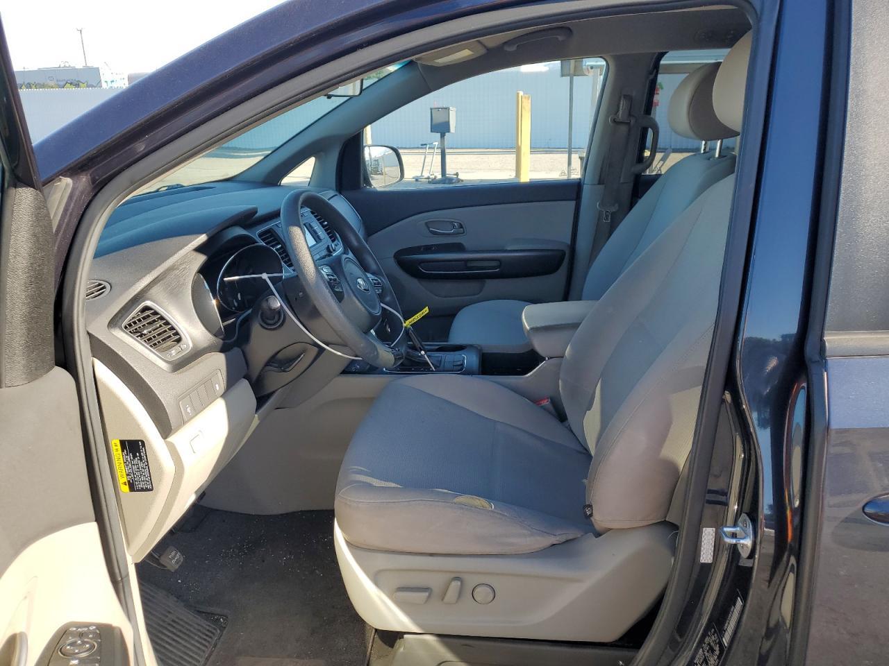 2016 KIA SEDONA LX - Фото 7