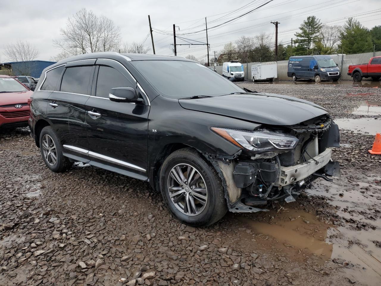 2019 INFINITI QX60 LUXE - Image 4