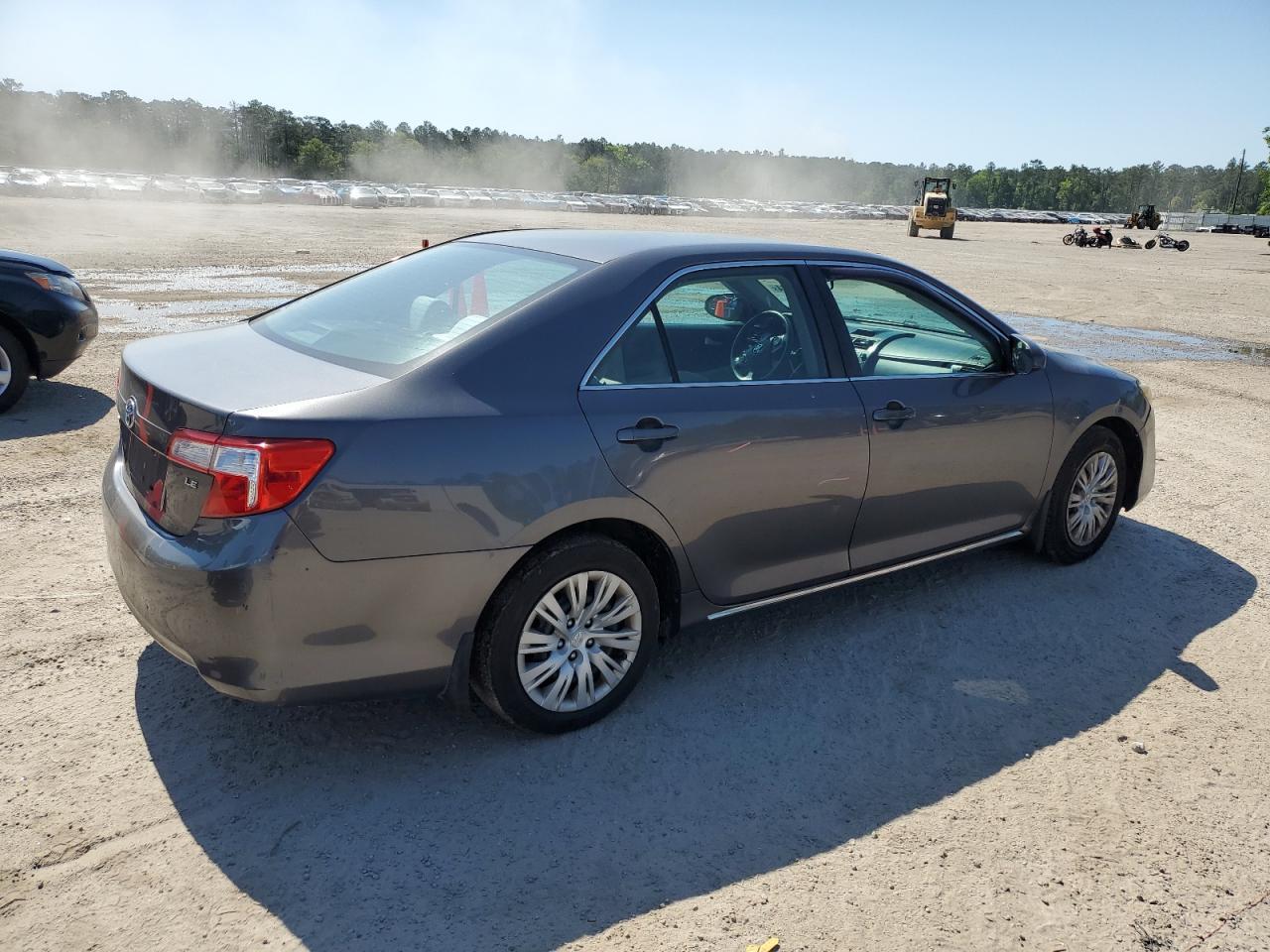 2013 TOYOTA CAMRY L - Image 3