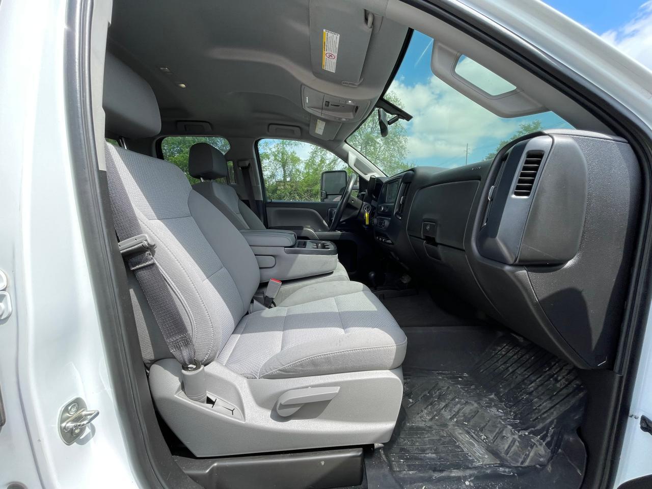 2019 CHEVROLET SILVERADO - Image 5