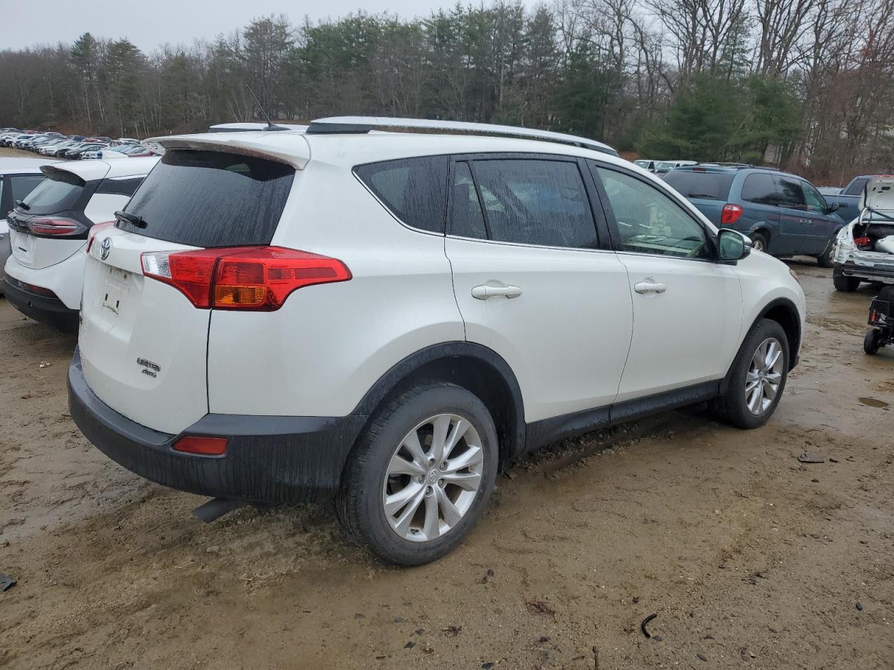 2014 TOYOTA RAV4 LIMIT - Фото 3