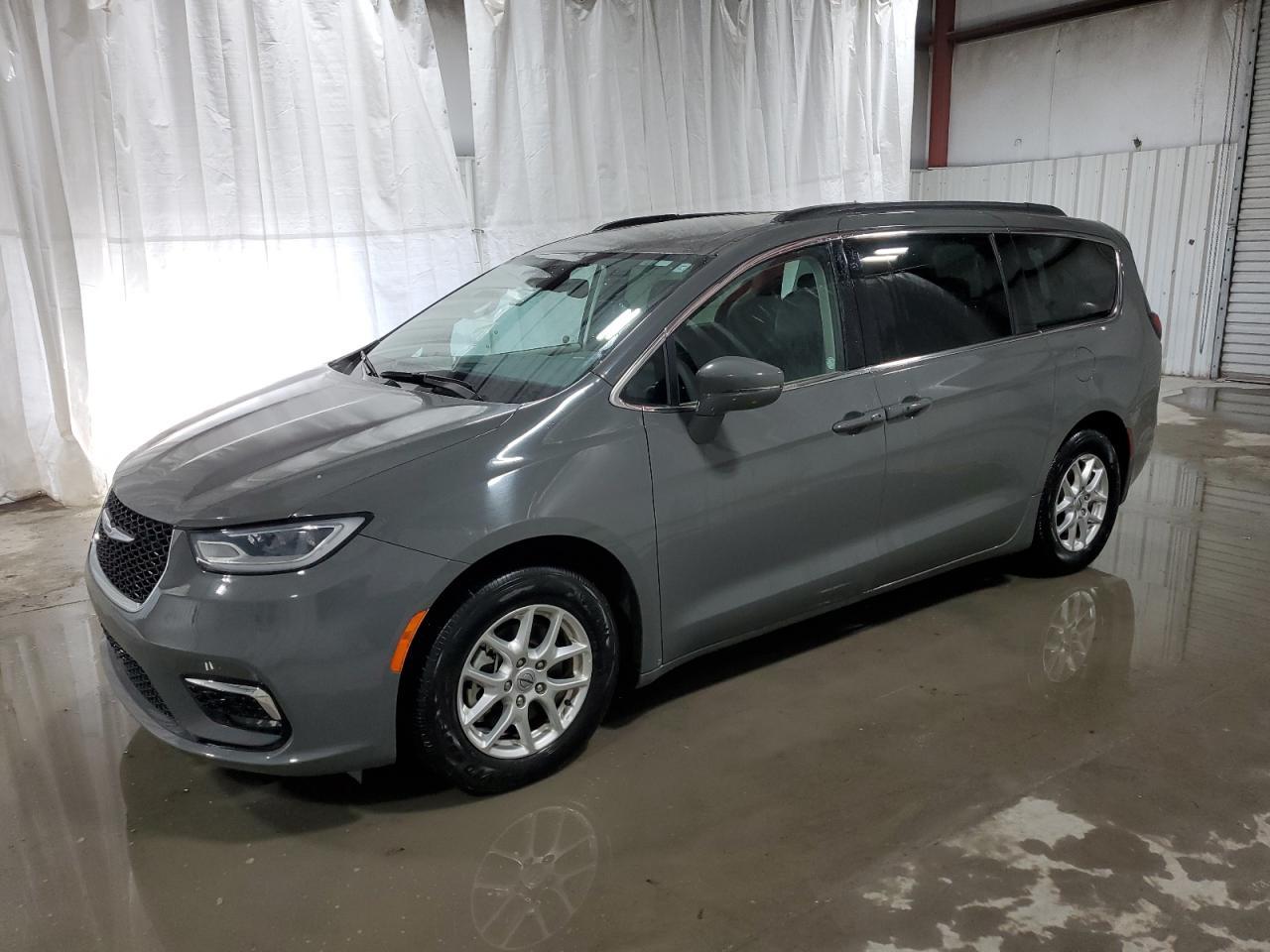 2022 CHRYSLER PACIFICA T