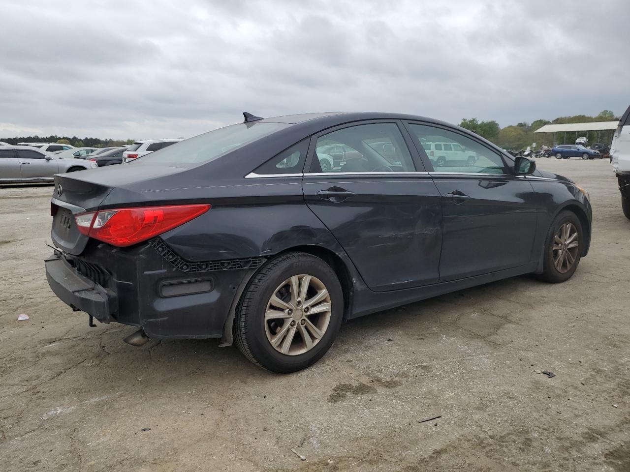 2011 HYUNDAI SONATA GLS - Image 3