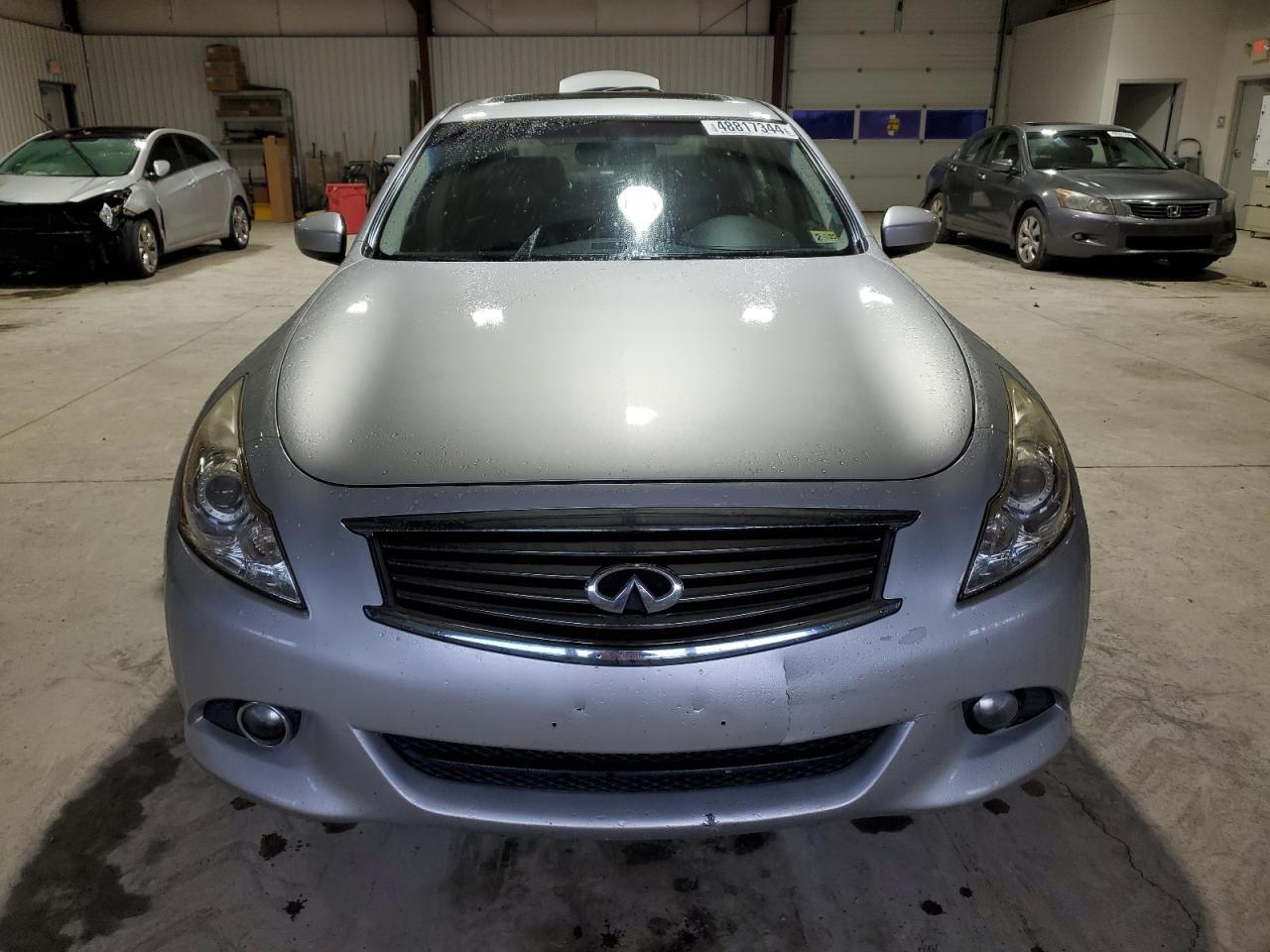 2011 INFINITI G37 - Фото 5